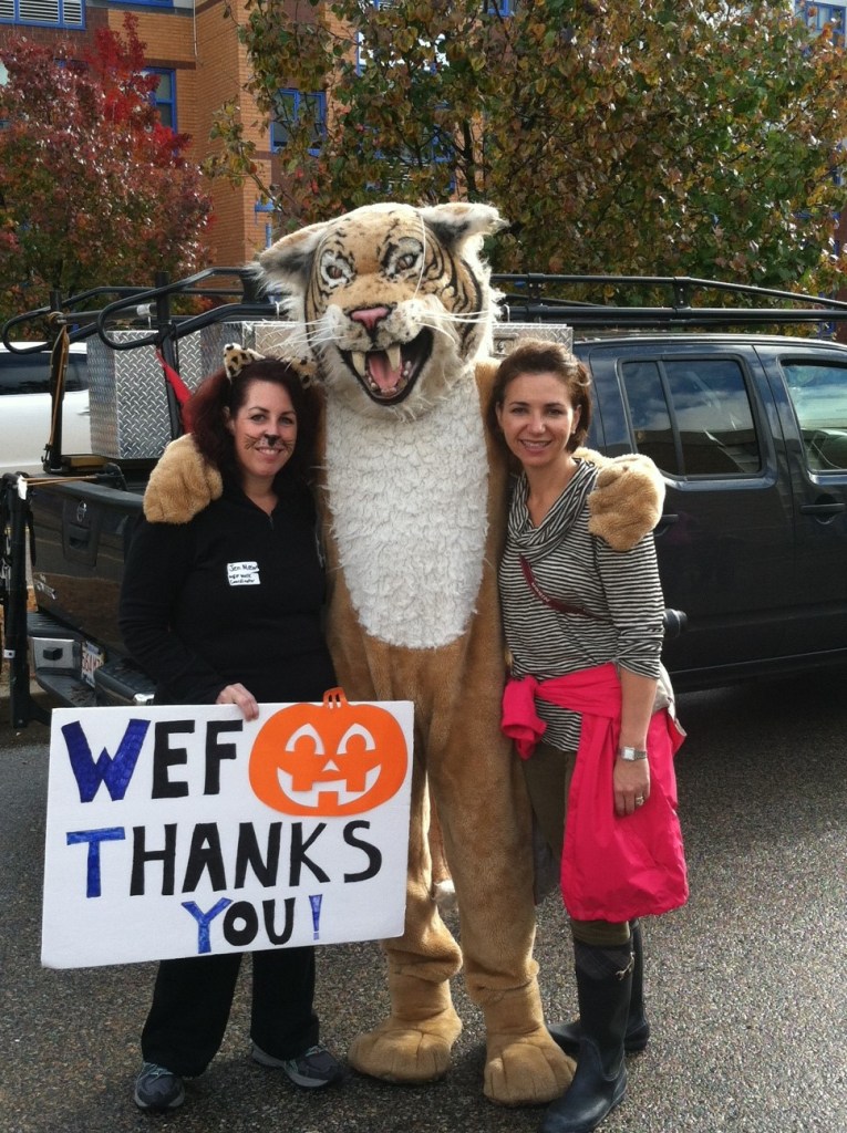 WEF Walk Coordinator Jen Mason, Willy The Wilcat, WEF President Leslee Quick
