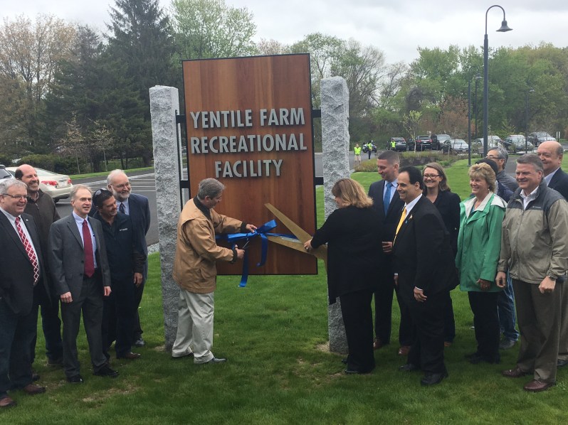 Yentile Ribbon Cutting