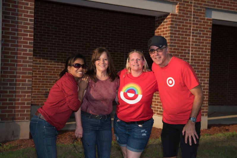 Duana R, Rochelle M, Kira W and Dave Geary