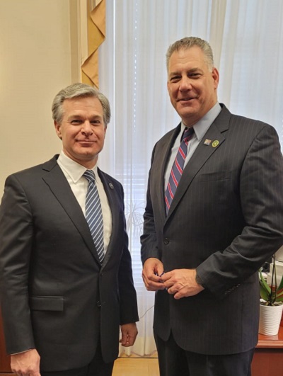 Sheriff-Director_Wray