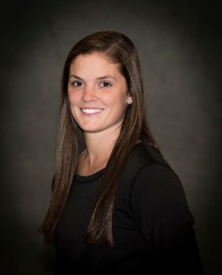 Jess Piracini Headshot