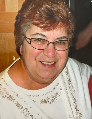 Rose Marie (Polvere) Chase